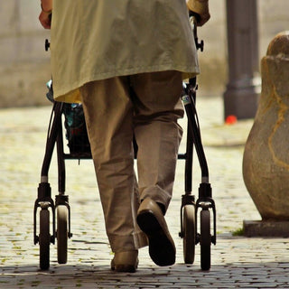 Rolling with Confidence: How to Choose the Right Rollator/Walker